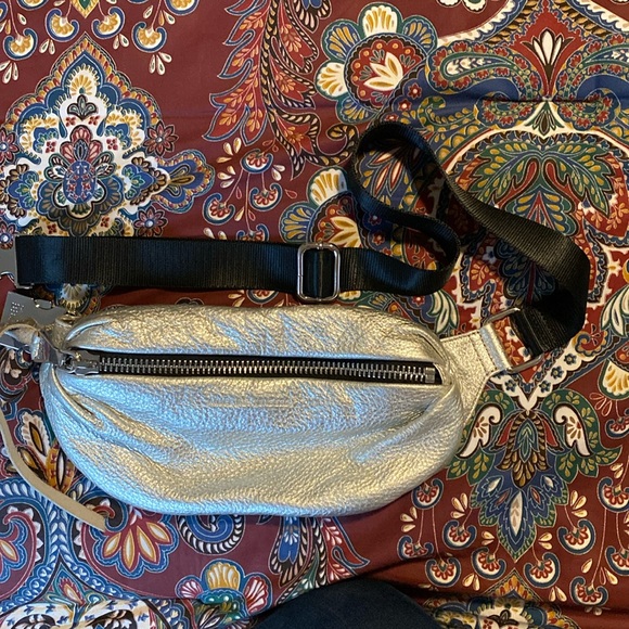 AIMEE KESTENBERG EUC
MILAN BUM BAG - Picture 1 of 4